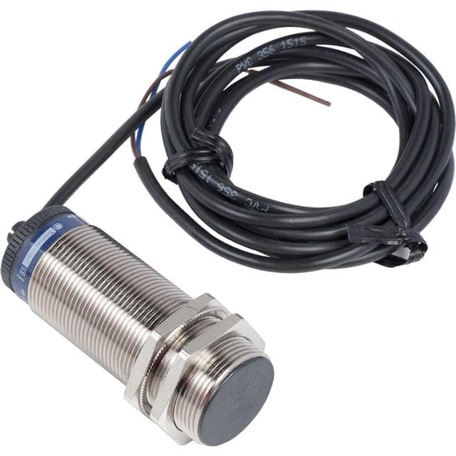 Telemecanique XSAV11801TF industrial sensor